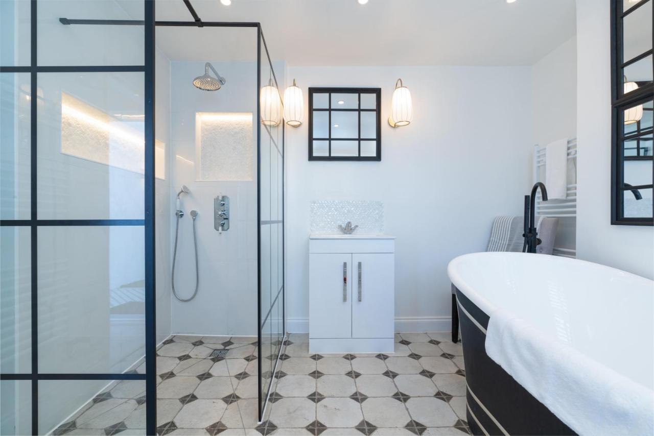 Gloucester Place Townhouse With Hot Tub! Cheltenham Zewnętrze zdjęcie
