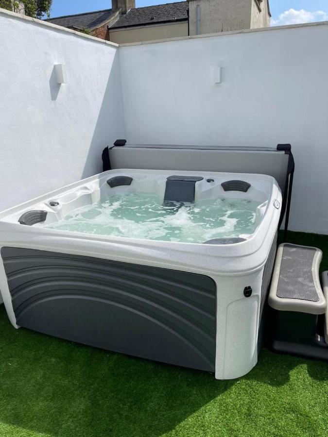 Gloucester Place Townhouse With Hot Tub! Cheltenham Zewnętrze zdjęcie